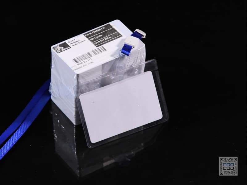 Porte badge professionnel pour identification en entreprise Porte badge professionnel pour carte d’identification utilisé en entreprise, événement et contrôle d’accès en Tunisie